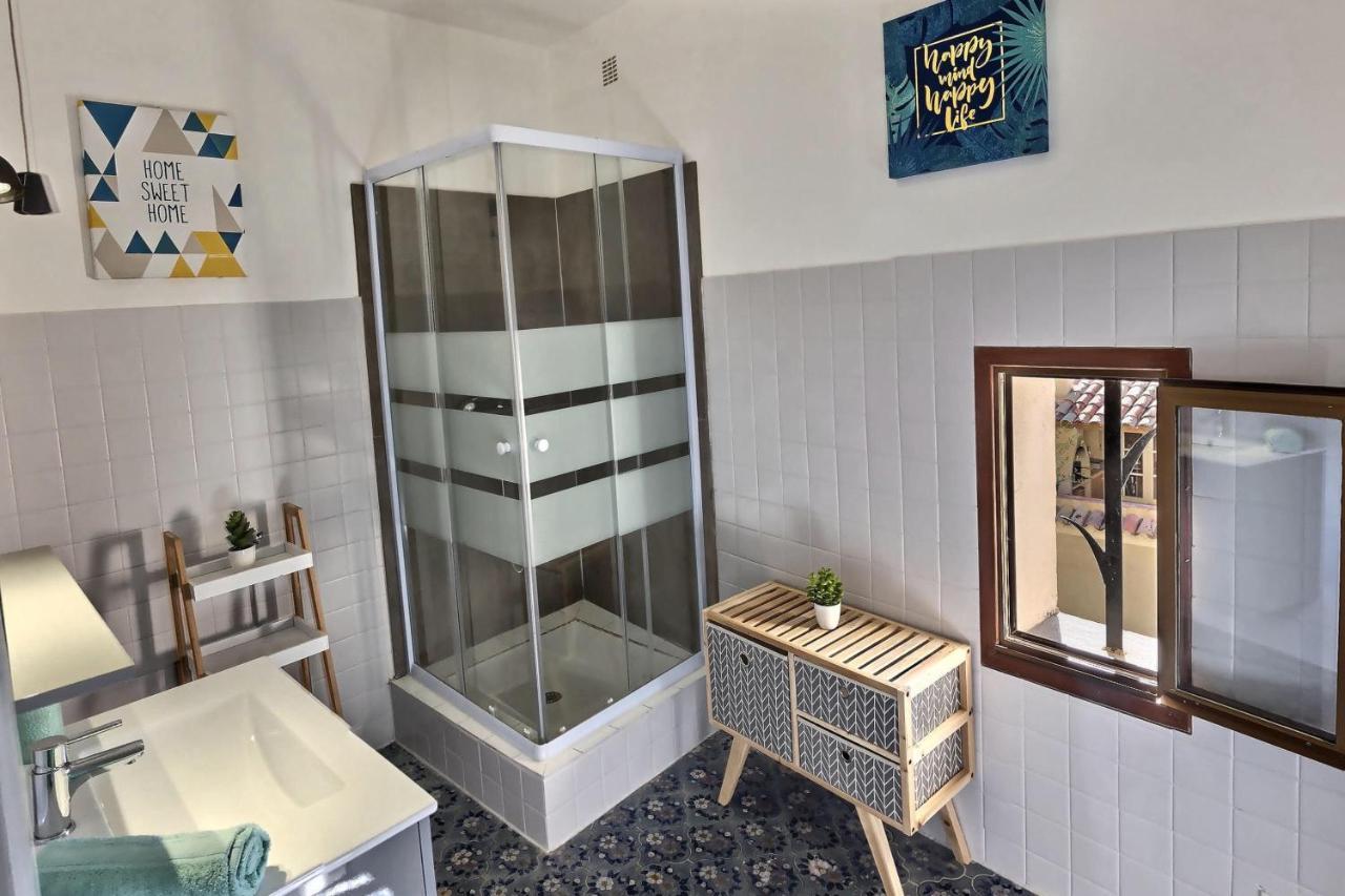 Studio vue sur les toits, lumineux Moustiers #2 Extérieur photo